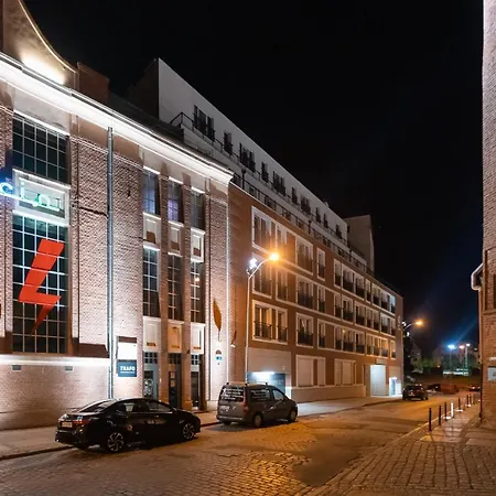 400 Bulwary Stare No 1 *